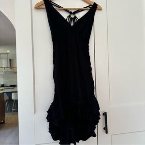 Black Sleeveless Dress